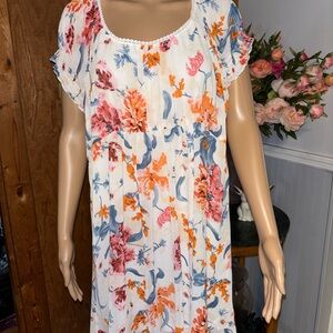 Umgee Floral Scoop Neck Maxi Dress in White, Coral & Blue